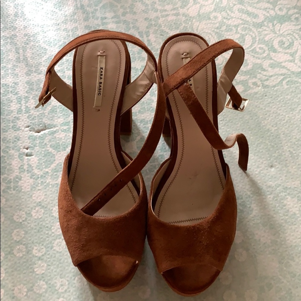 Zara Wedges